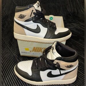 Jordan 1 Latte/Women's size 7